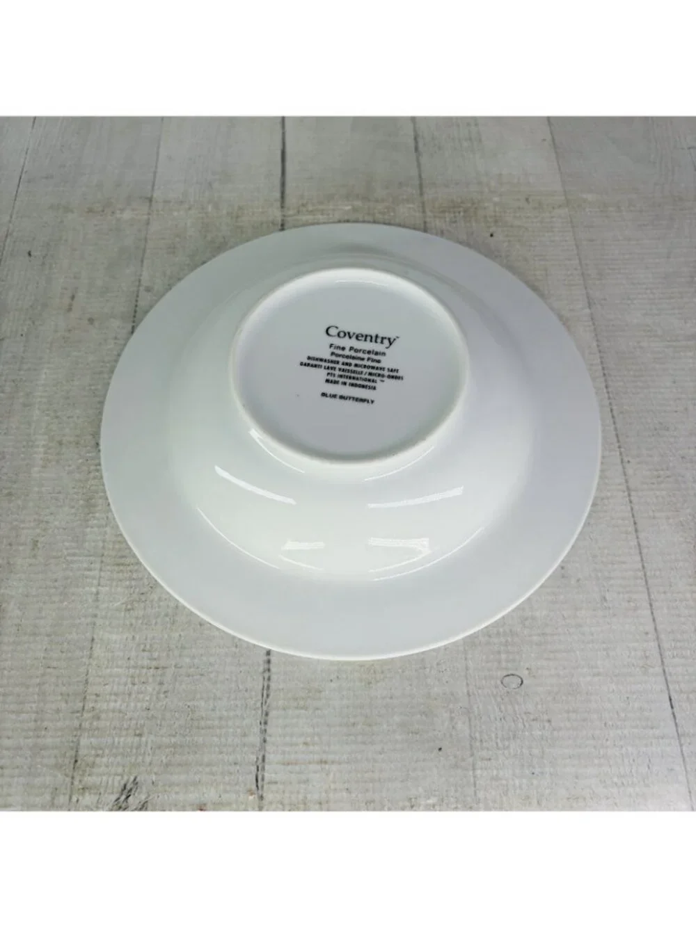 Coventry BLUE BUTTERFLY White Blue Porcelain Large Rim 9 1/4